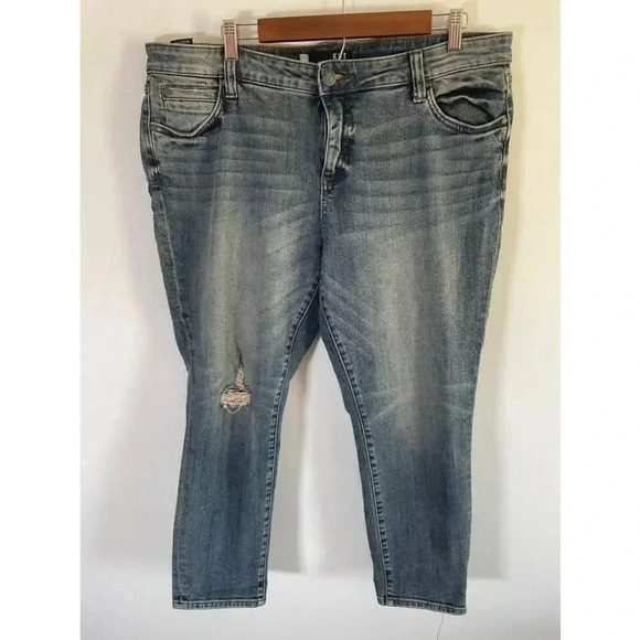 Women's KUT from the Kloth Blue Distressed Jeans Size 16W EUC! - Picture 1 of 12